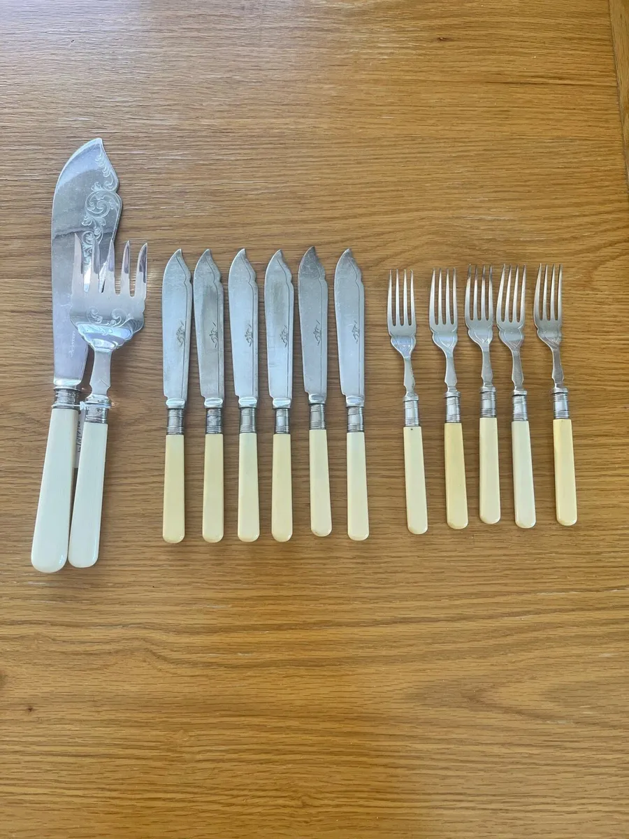 Vintage Fish Set - Image 1