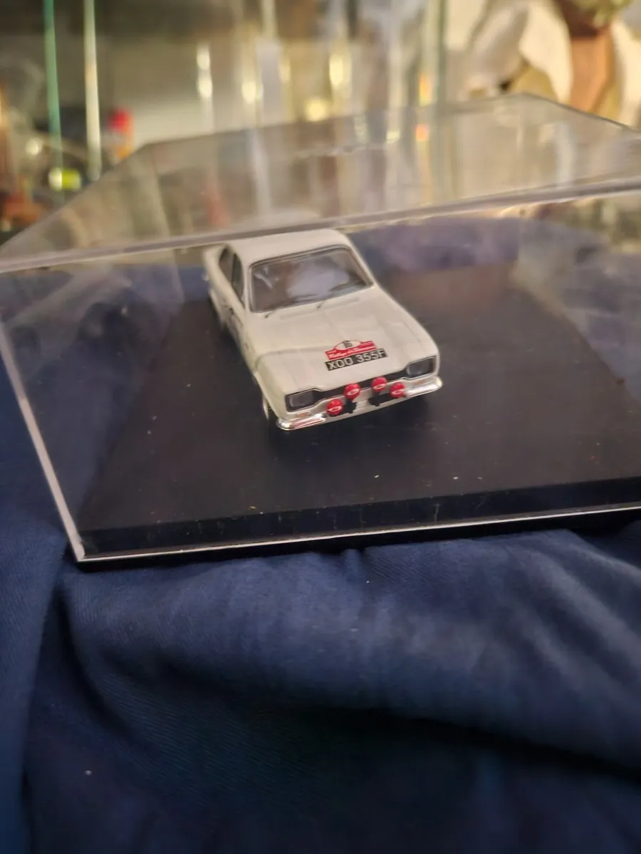 Corgi Trofeu Ford Escort MKI - Image 4