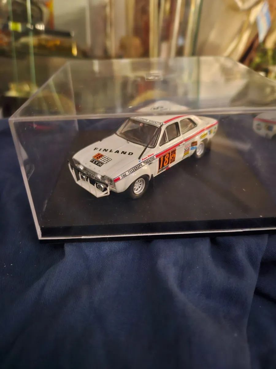 Corgi Trofeu Ford Escort Rally - Image 1