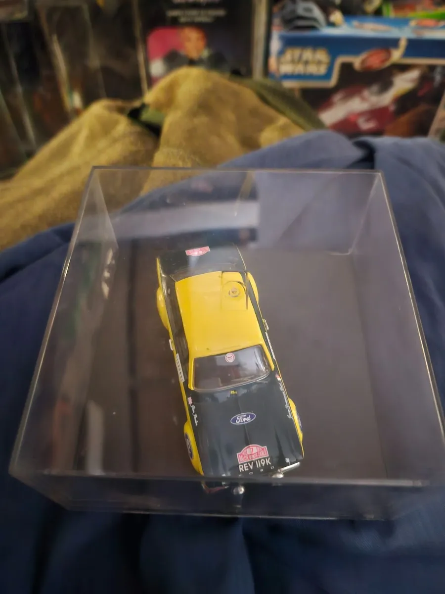 Corgi Trofeu Ford Escort Rally - Image 3