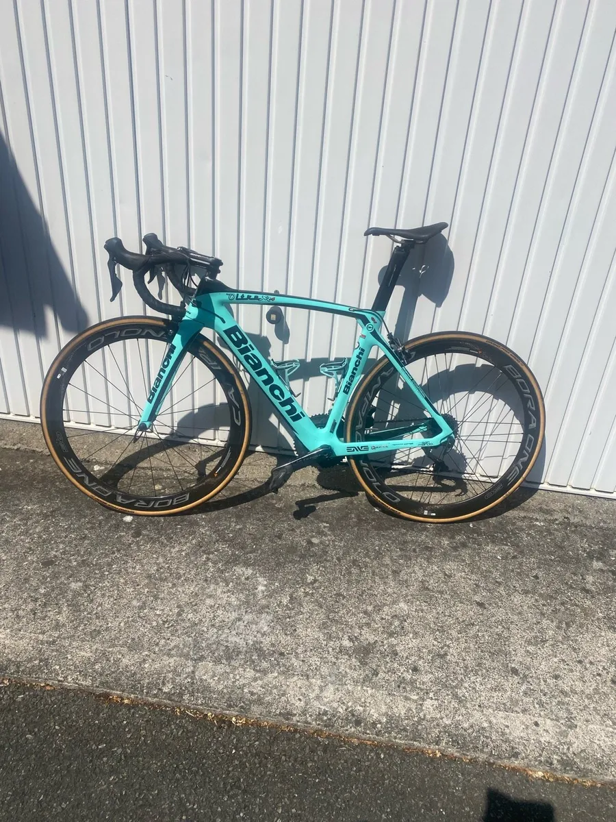 Racing road bike - Image 2