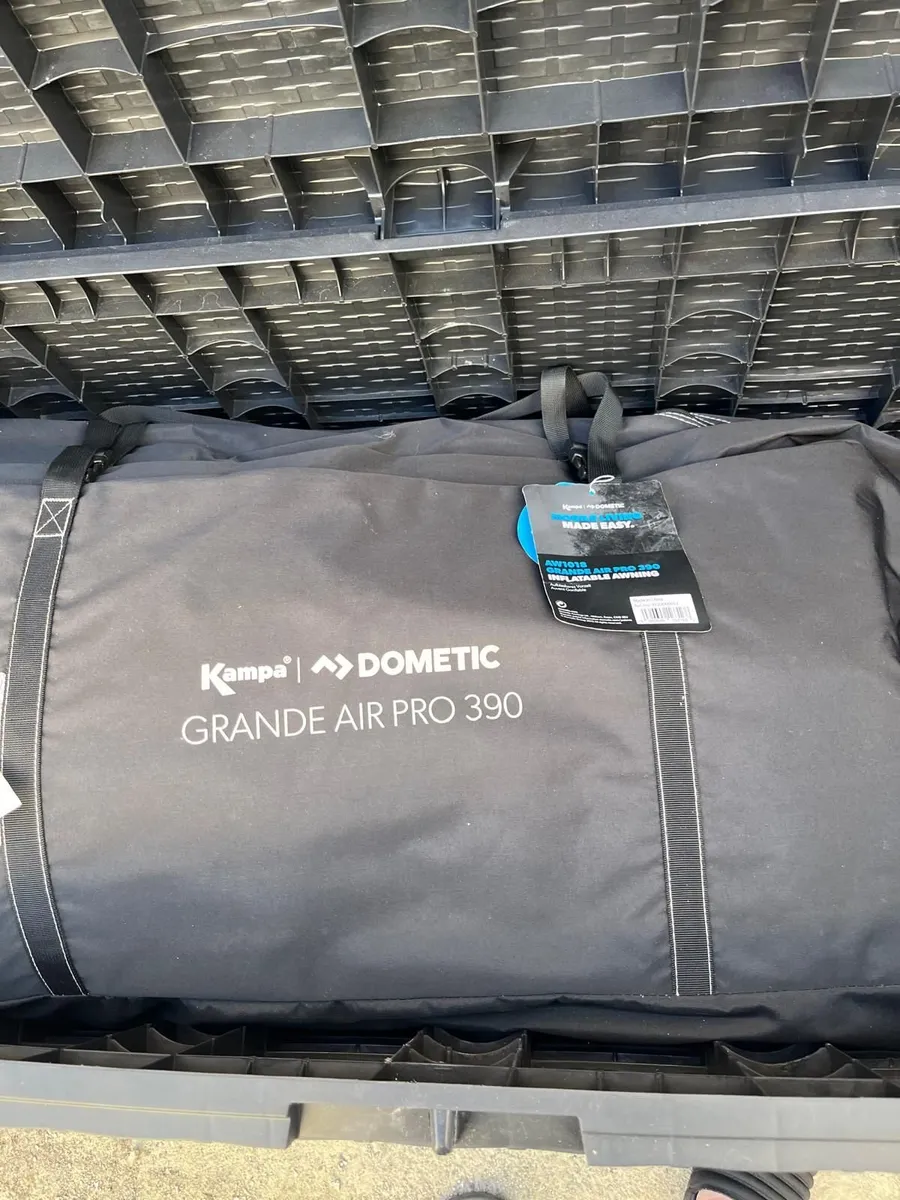 Caravan Air Awning Dometic Grande Air Pro 390 - Image 1