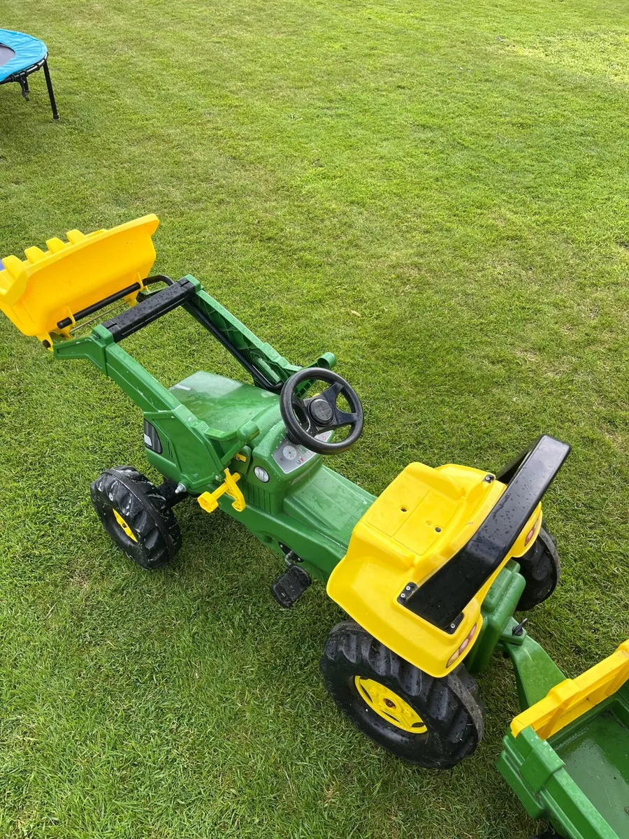 John Deere Kids Tractor - Image 2