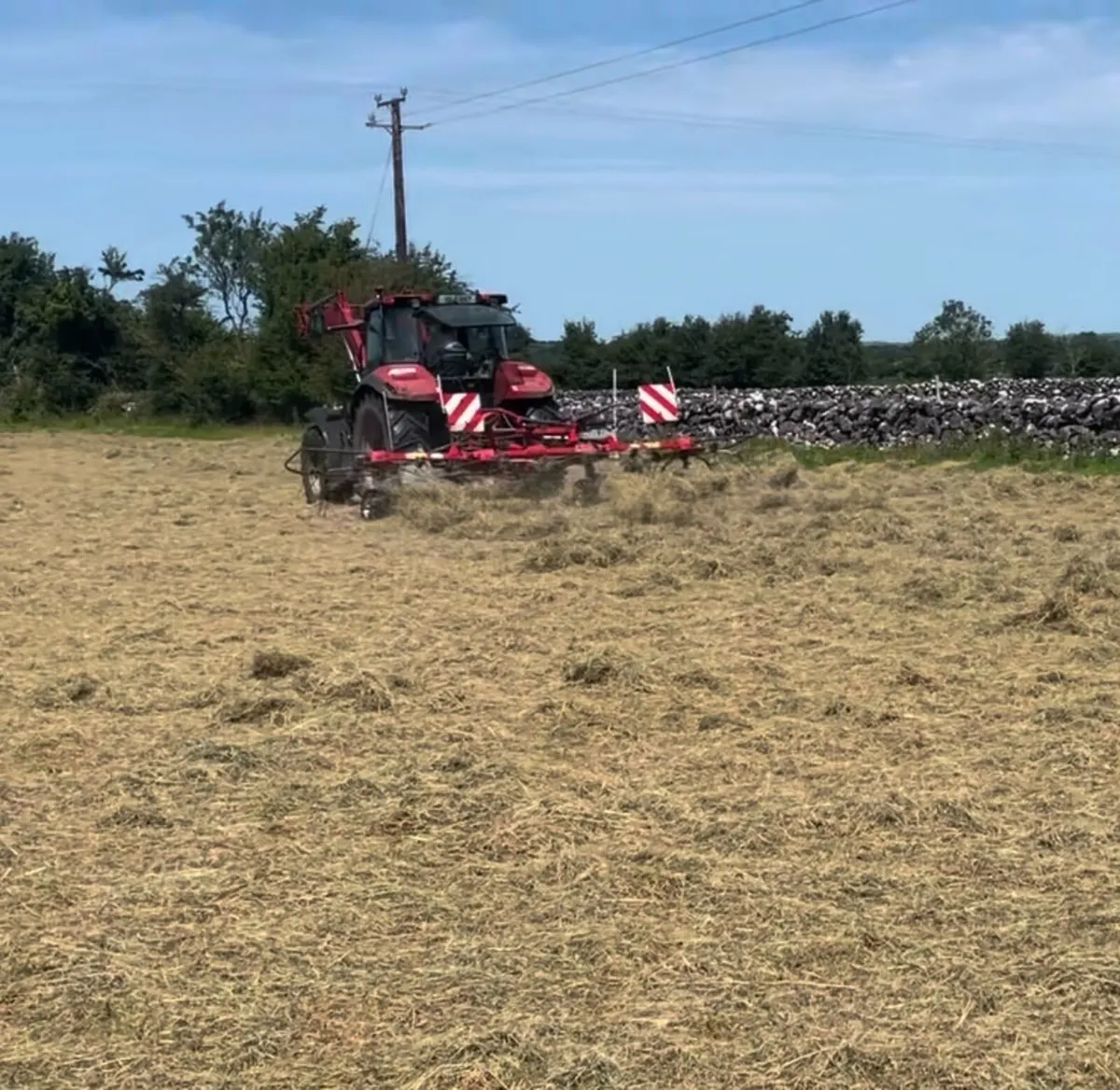 Massey Ferguson Tedder TD524 - Image 1