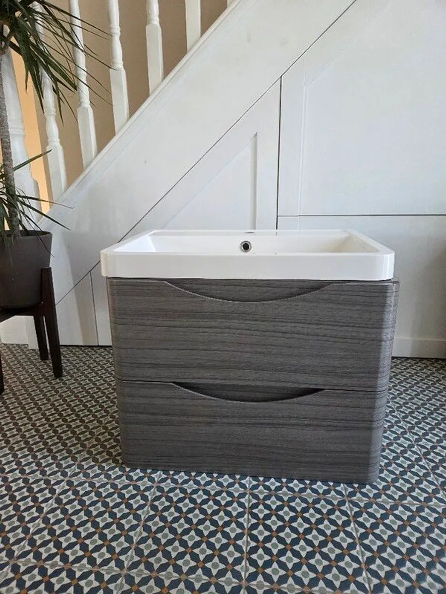 wall hung bathroom cabinet and sink - Image 1