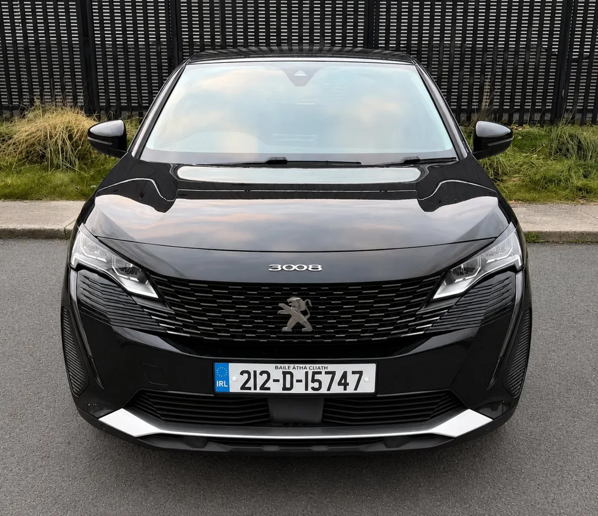 212 Peugeot 3008 Only 60,000Km - Image 2