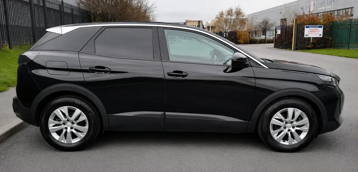 212 Peugeot 3008 Only 60,000Km - Image 3