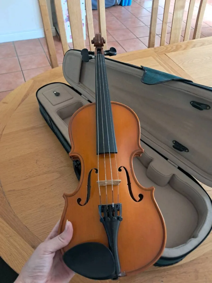 Beginner child fiddle & case - Image 3