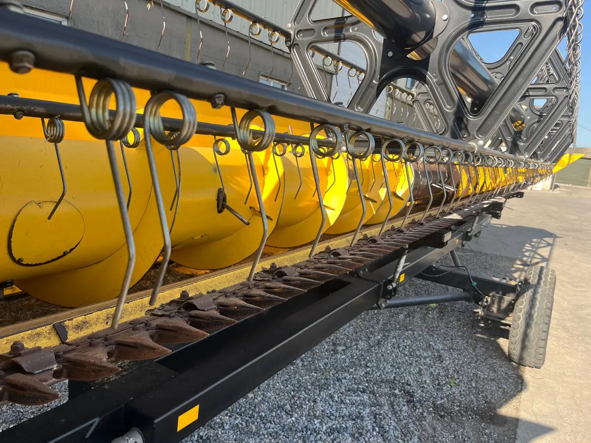 New Holland 30ft header - Image 3