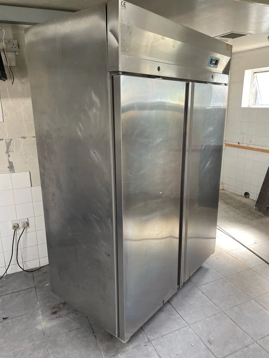 Kitchen Equipment & Bar - Image 2