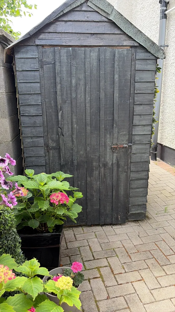FREE garden shed - Image 1