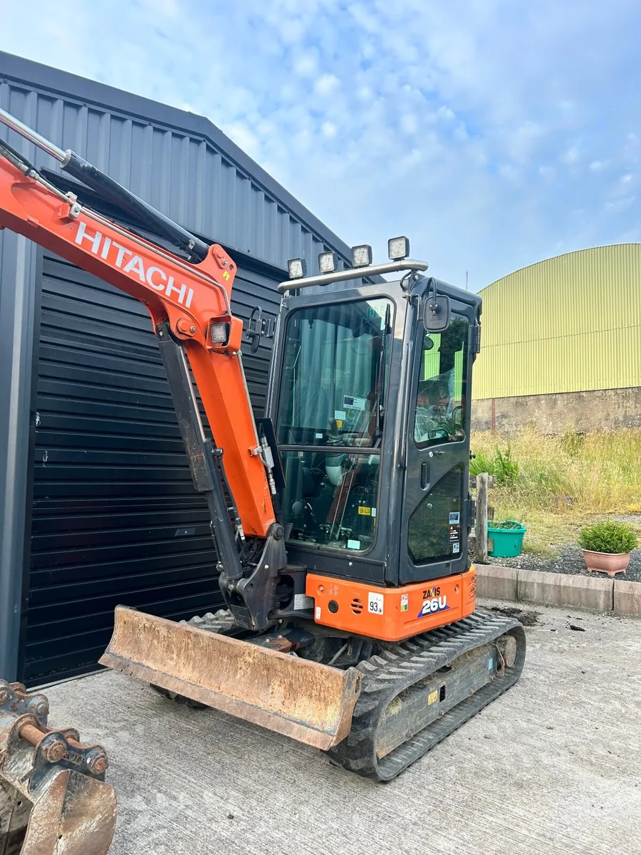 Hitachi 26u - Image 1