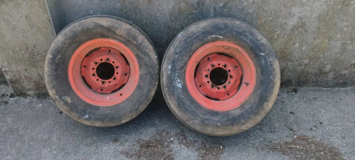 David Brown 90 series front rims