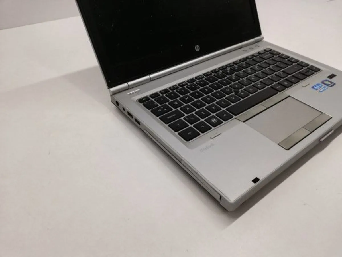 Online Laptop Clearance Auction - Image 2