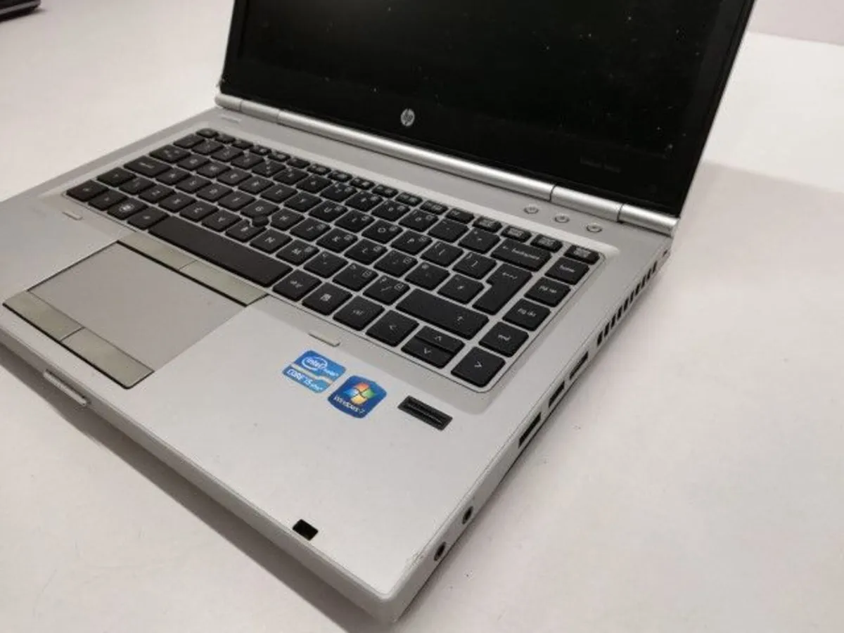 Online Laptop Clearance Auction - Image 3