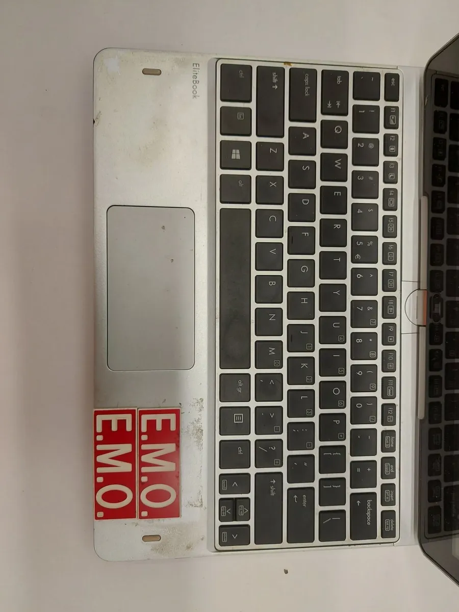 Online Laptop Clearance Auction - Image 3