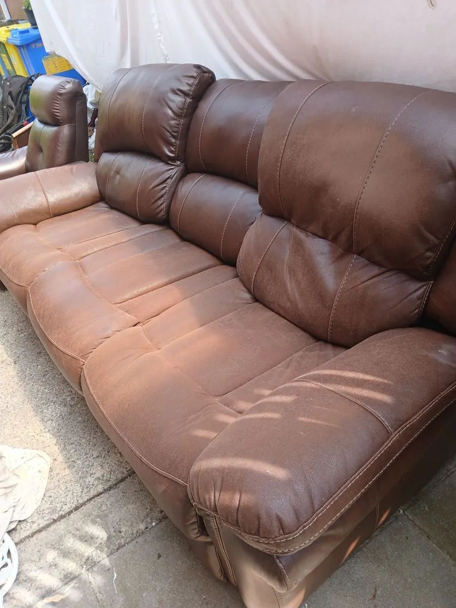 Sofa and individual  chairs - Image 2
