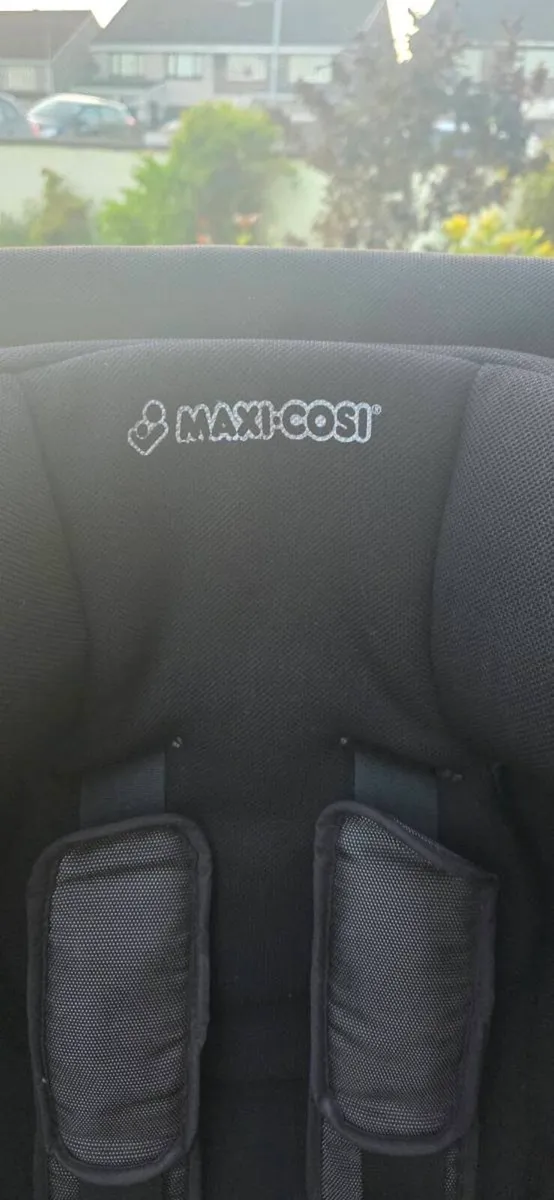 Car seat - Image 2