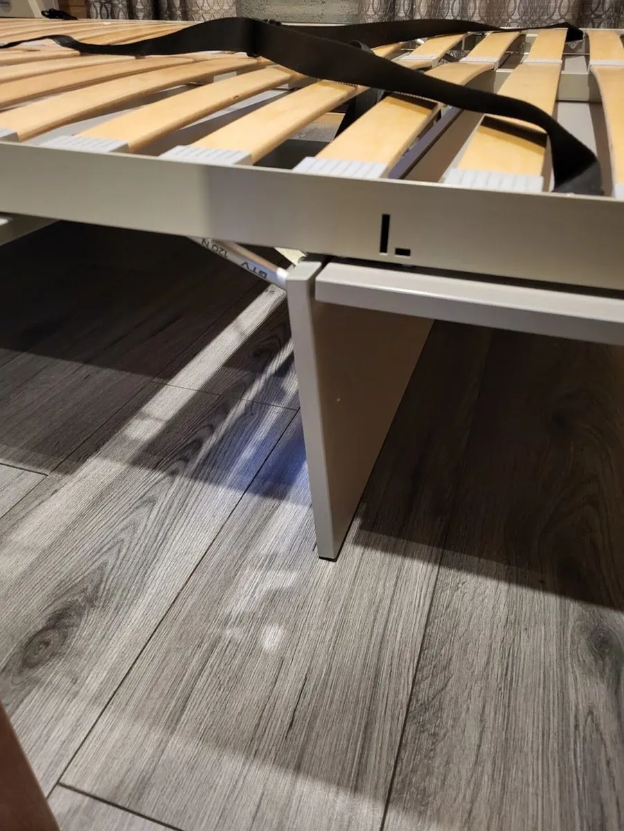 Murphy Bed - Image 4