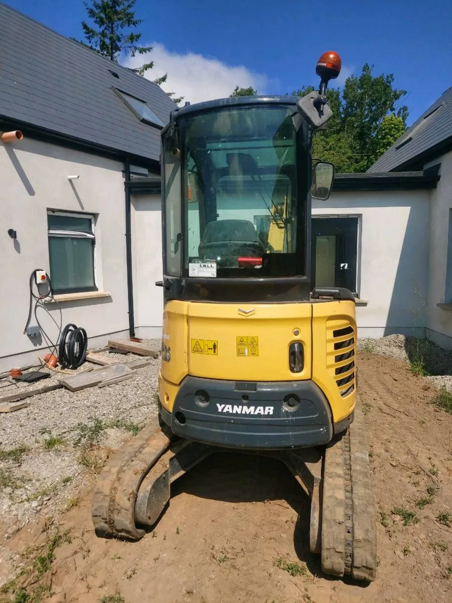 Mini digger - Image 3