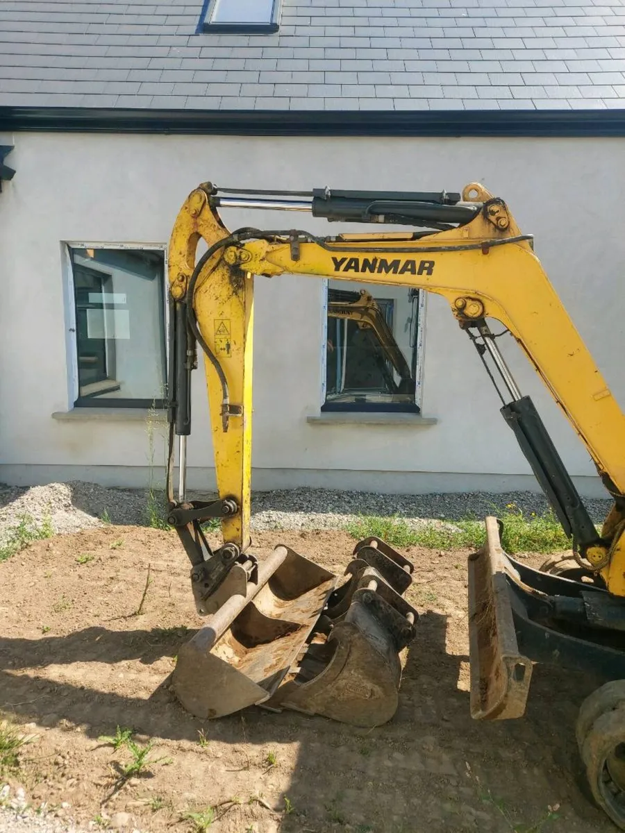 Mini digger - Image 4