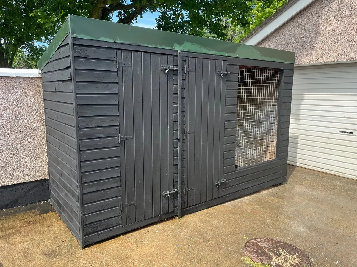 Dog shed / run - Image 1
