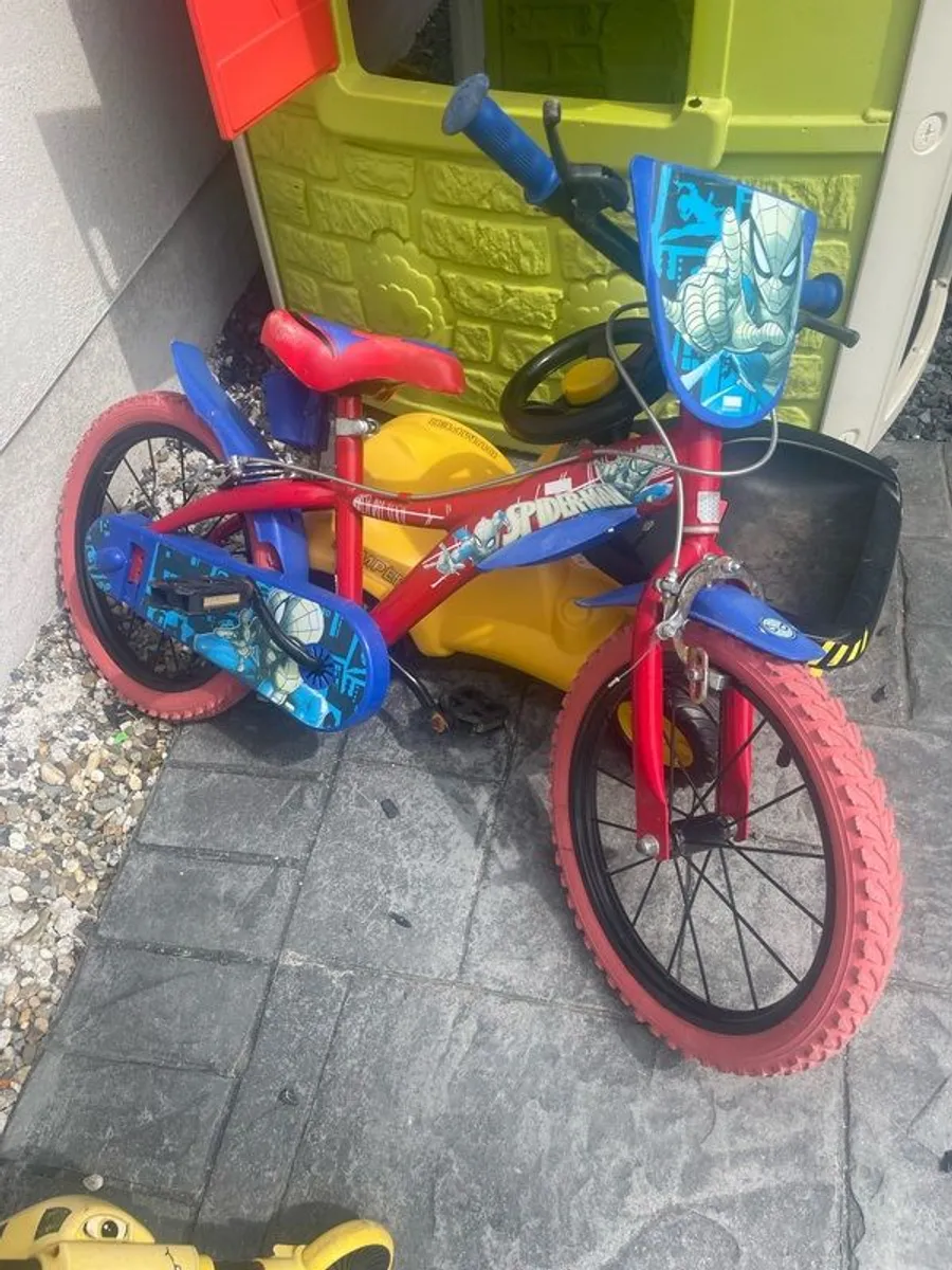 16" Spiderman Kids Bike - Image 1