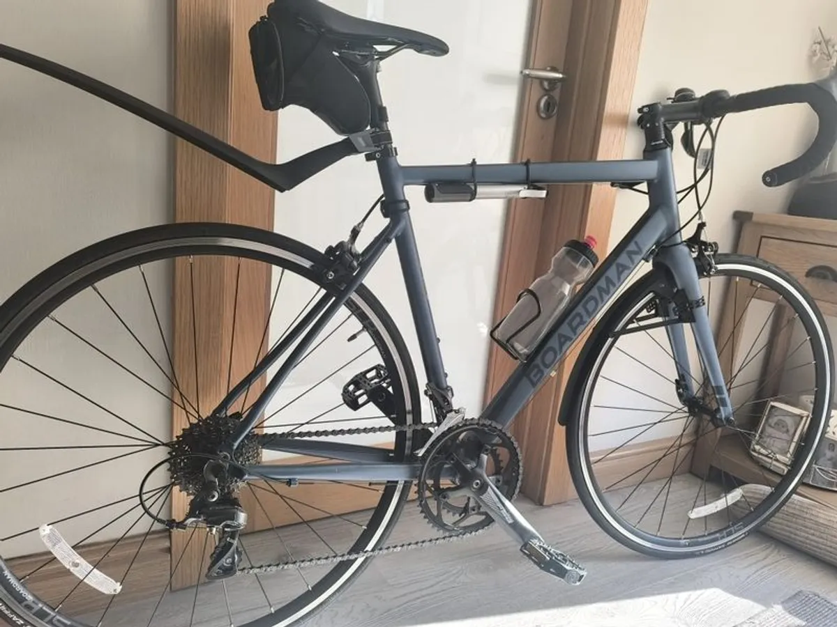 Boardman SLR 8.6 Mens Road Bike - Image 2