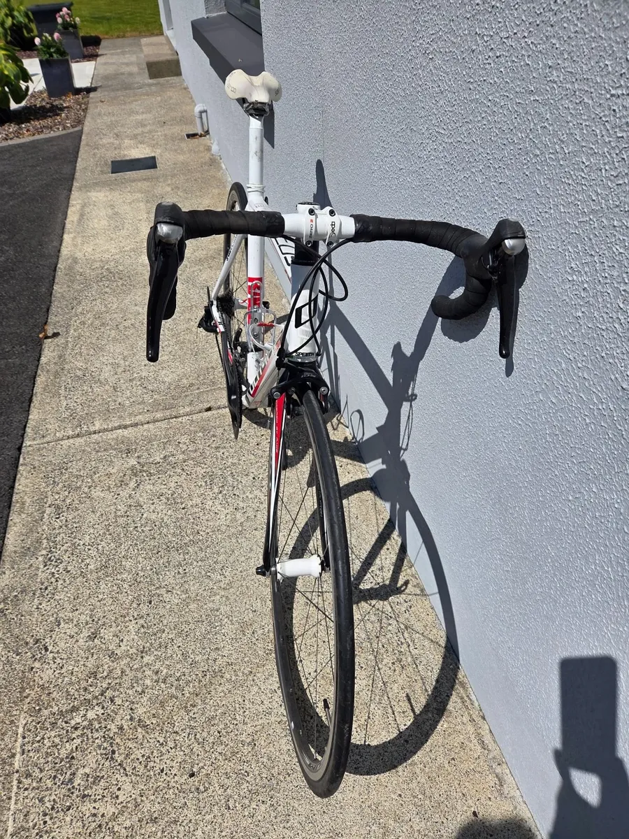 Road Bike - Image 4