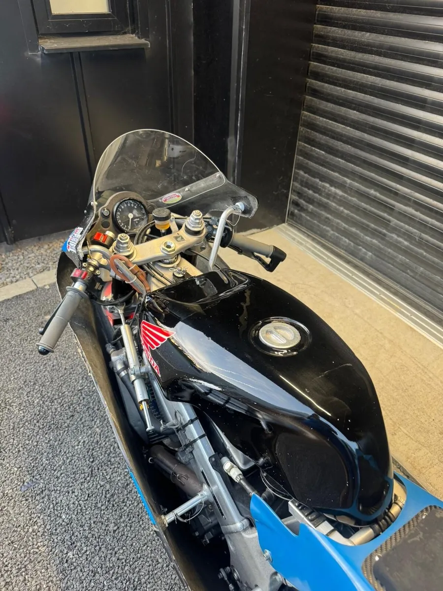 Honda NSR 250 Moto 3 Race Bike - Image 4