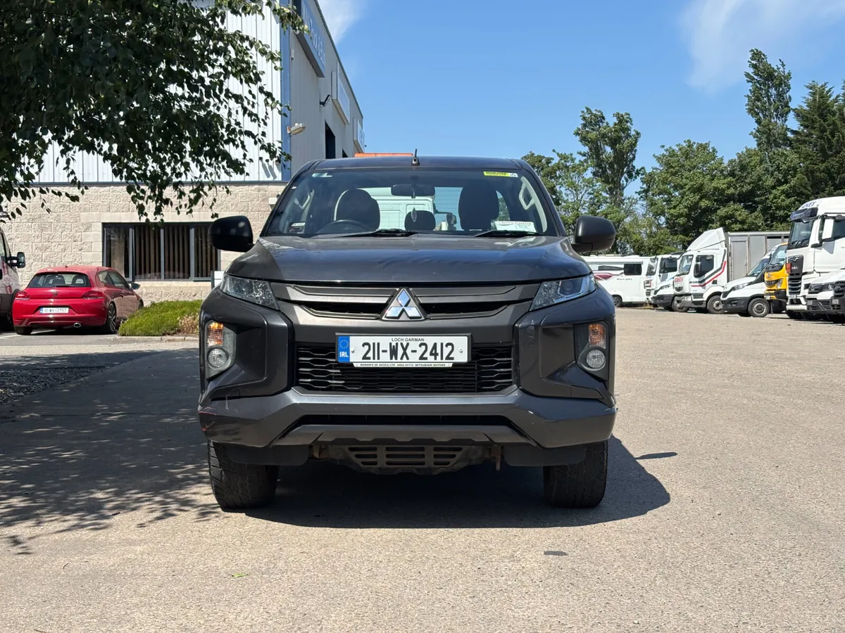 Mitsubishi L200 2021 - Image 2