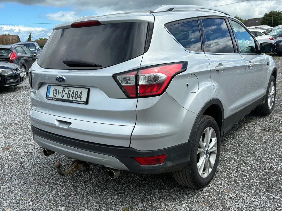 Ford Kuga Commercial. - Image 3