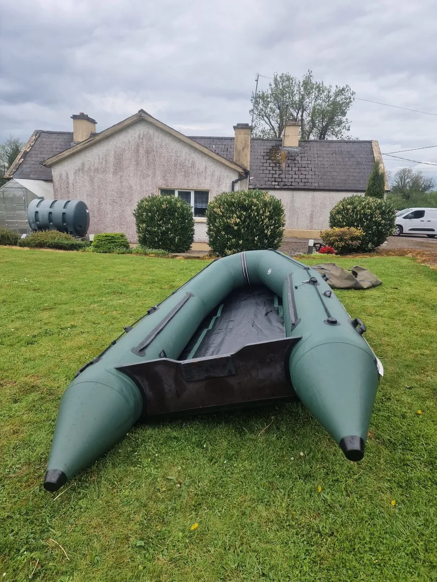 BARK Inflatable boat - Image 4