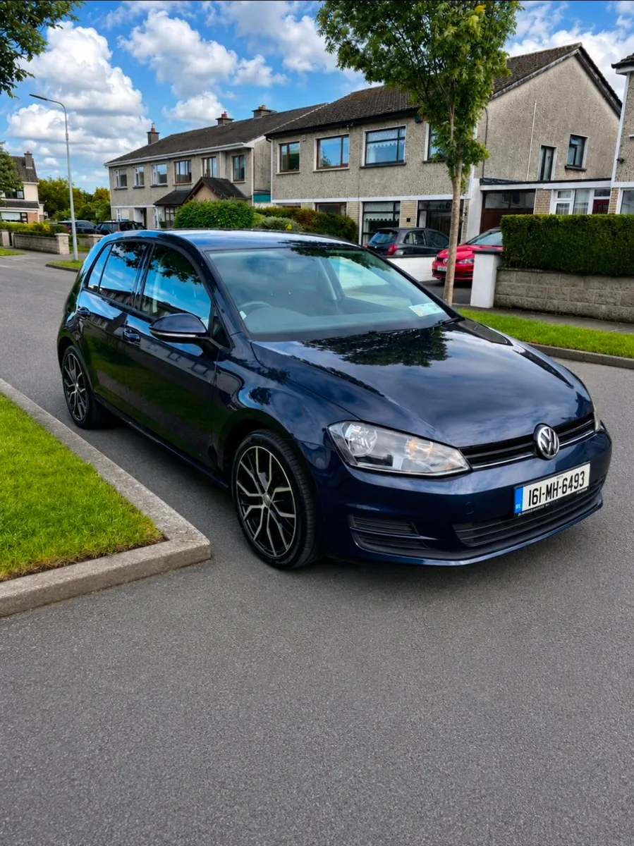 VW GOLF - Image 1