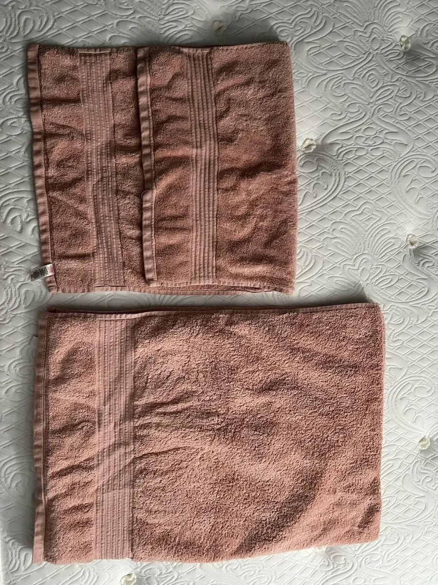 Bath towels Dunnes - Image 2