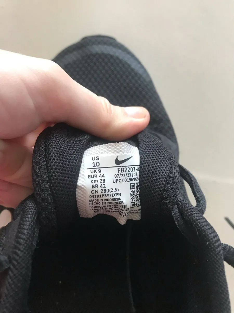 Nike boys shoes - Image 2