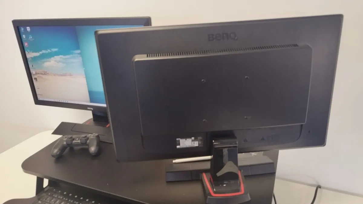 BenQ 24" Full HD LED Monitor - Image 3
