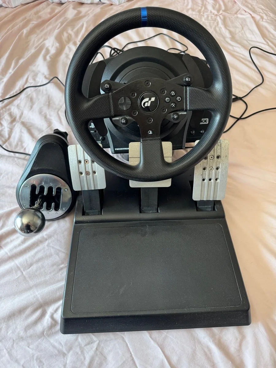 Thrustmaster T300 RS & Shifter - Image 1
