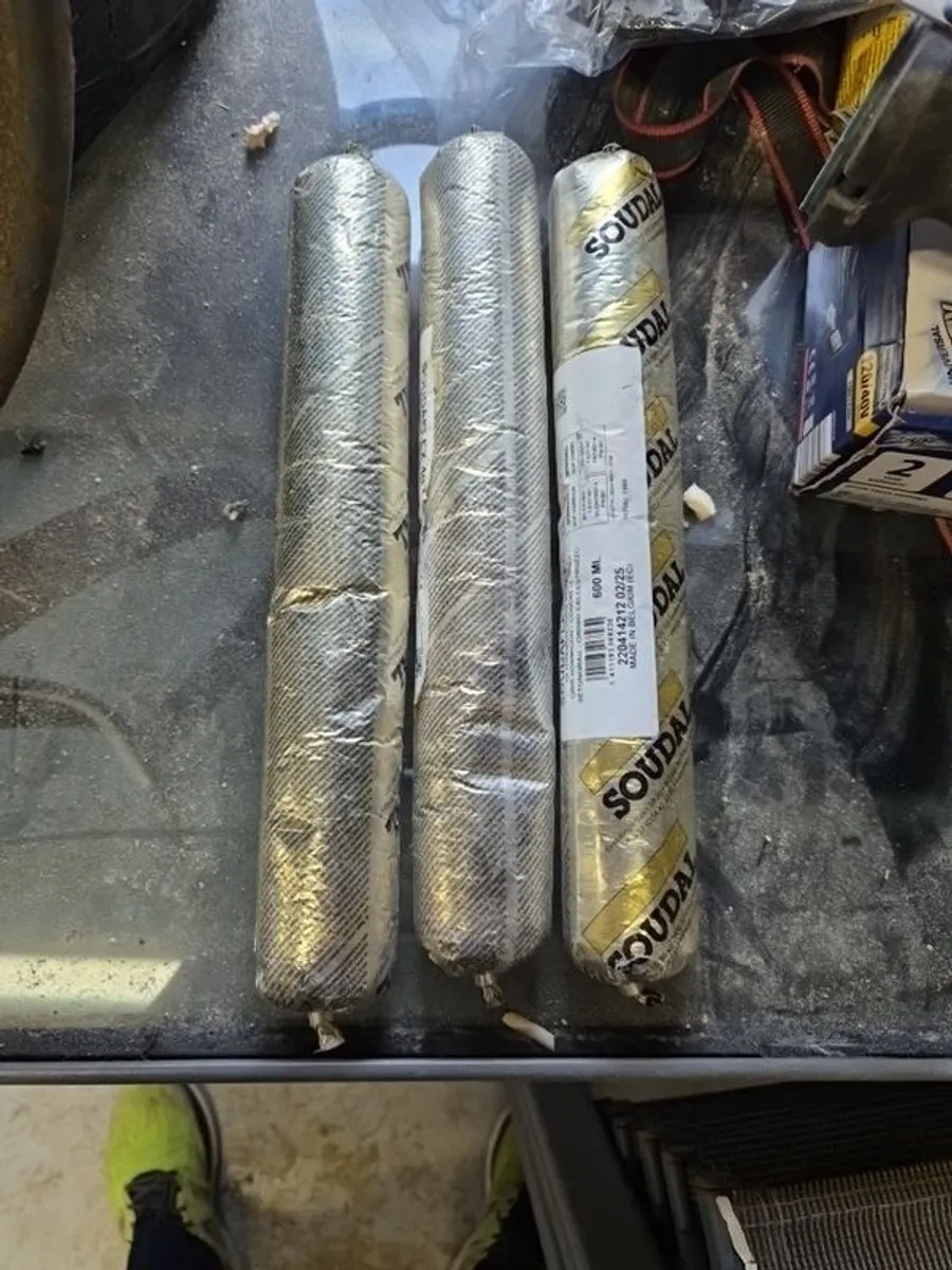 sikaflex and soudall sealant - Image 3
