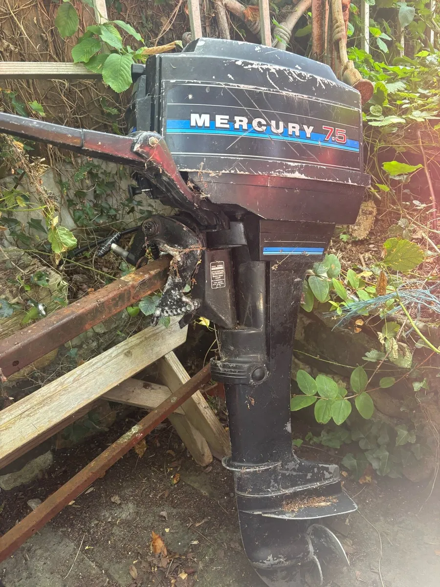 Mercury 7.5 Outboard engine  for parts - Image 1