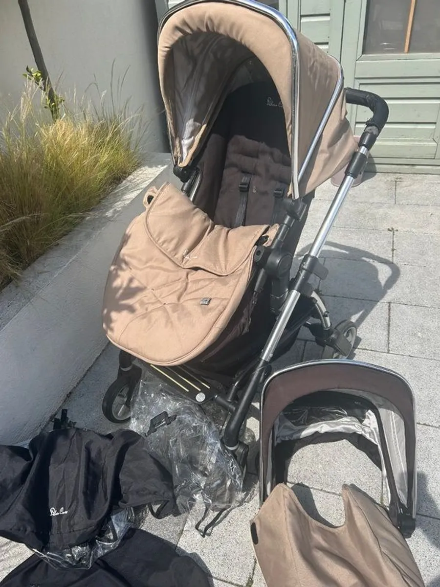 Pram and car seat bundle - Image 3