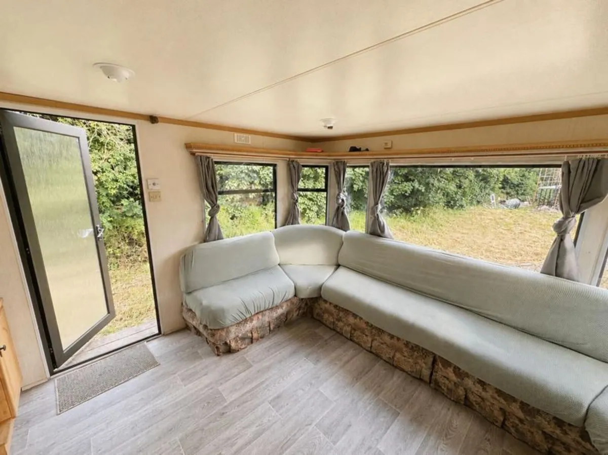 Mobile home - Image 2