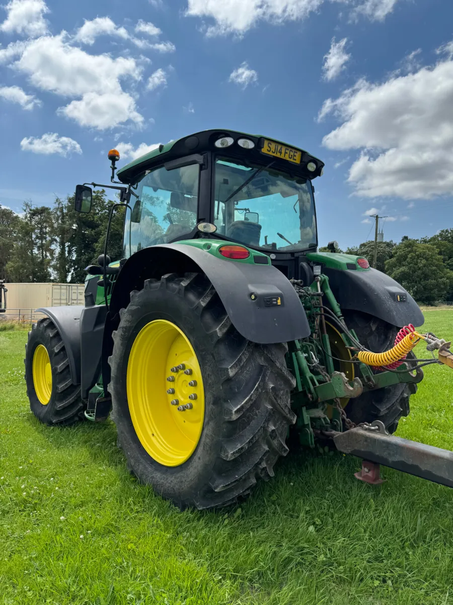 John Deere 6210R - Image 3