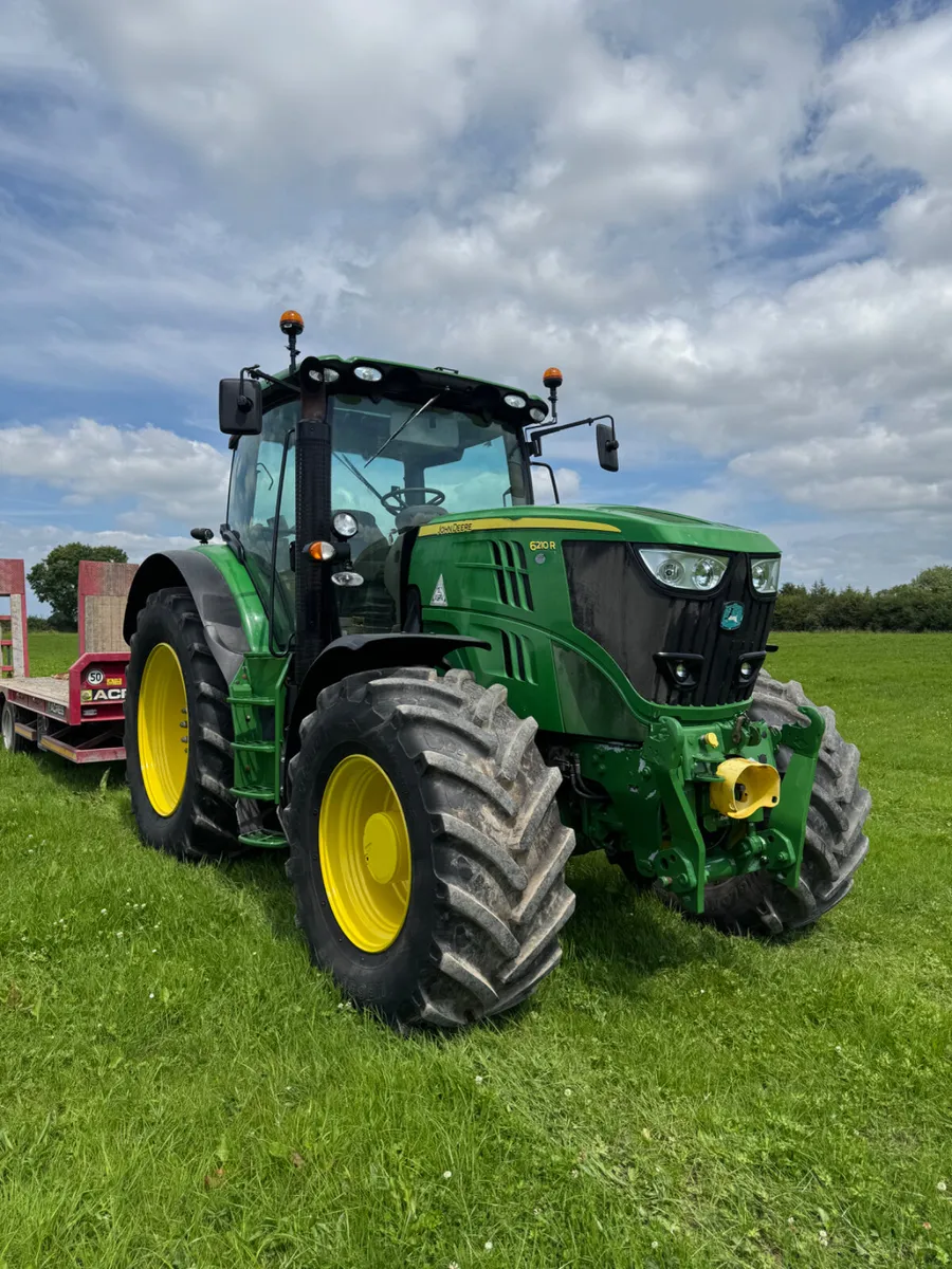 John Deere 6210R - Image 1