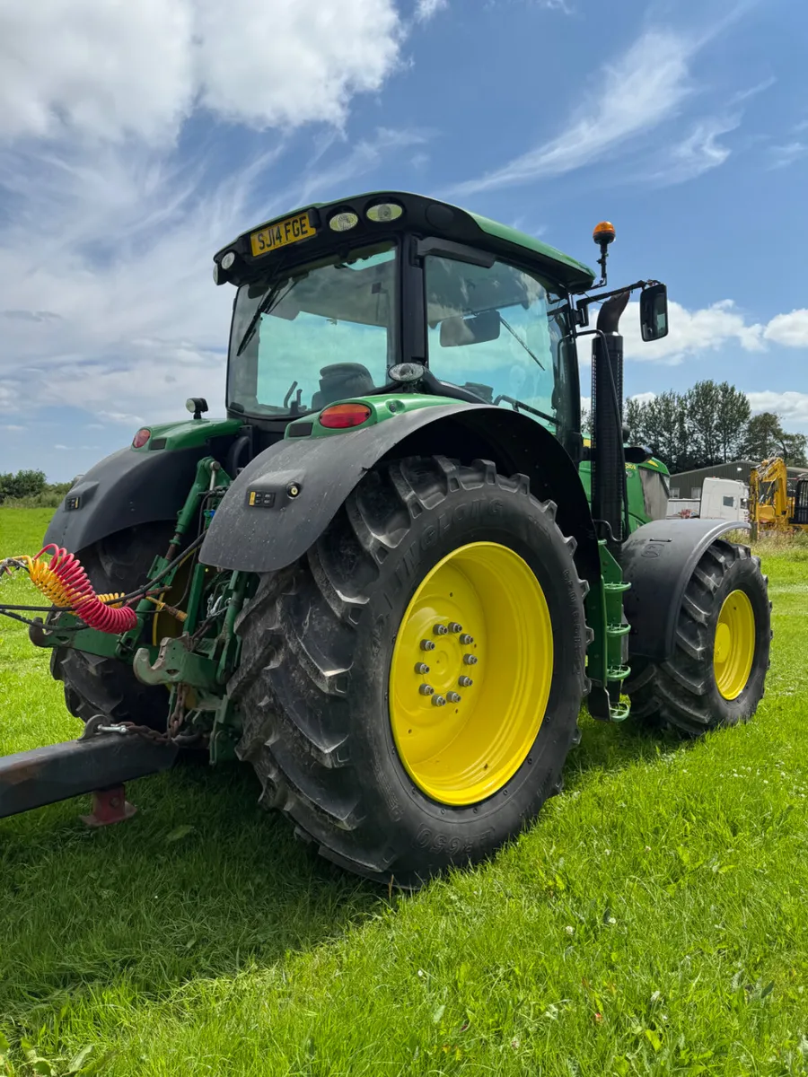 John Deere 6210R - Image 4