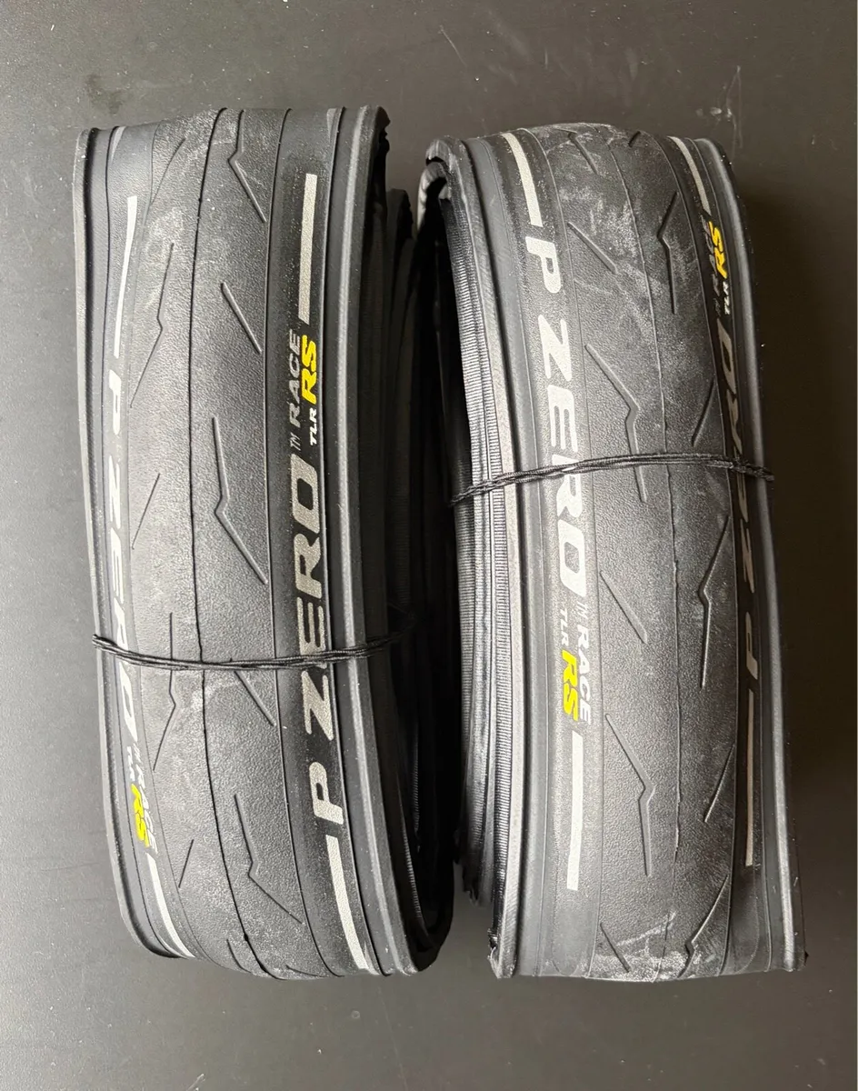 Pirelli P Zero Race TLR RS 28mm Road Bike Tire - Image 2