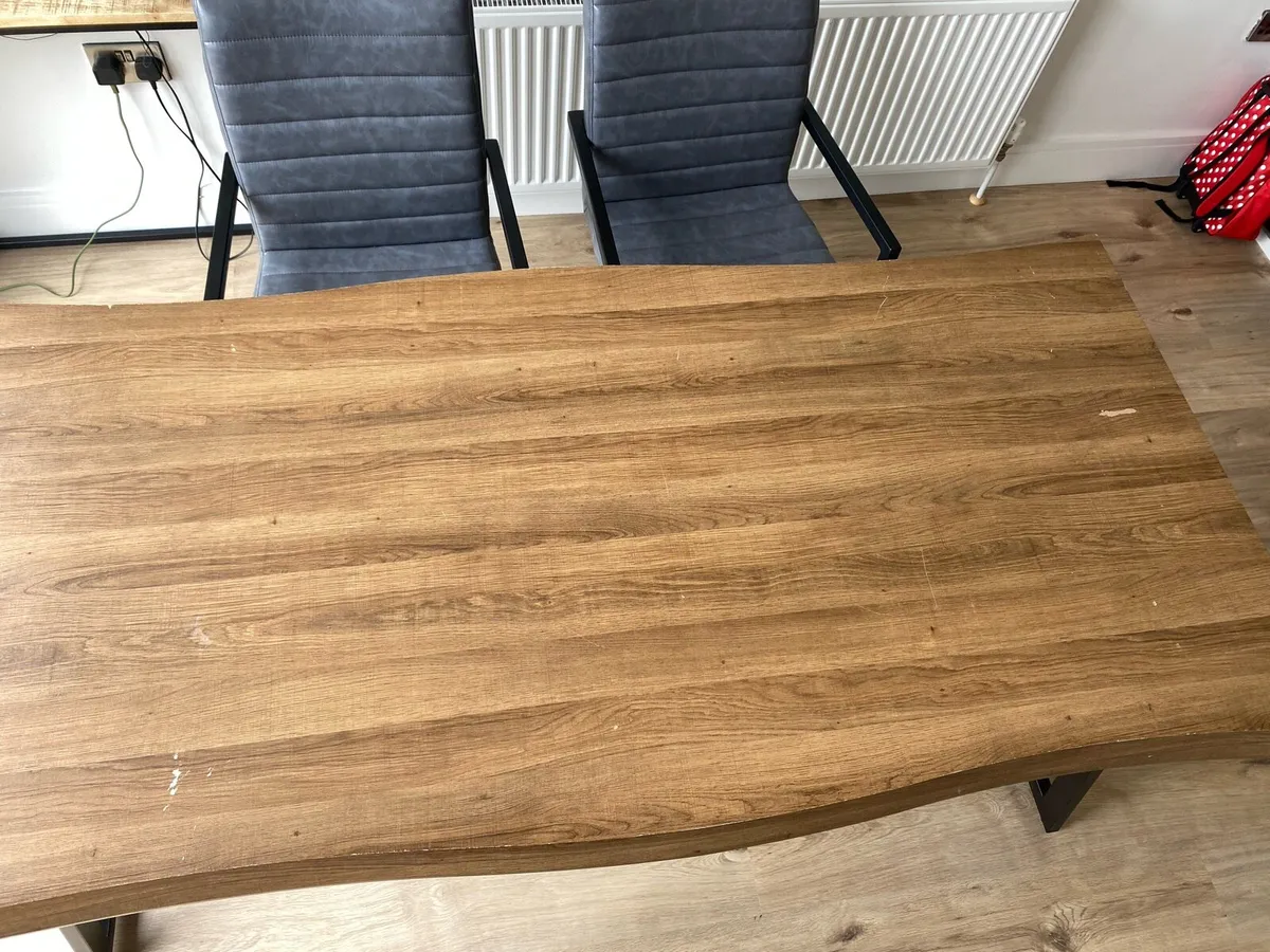 Dining table and 4 chairs - Image 2