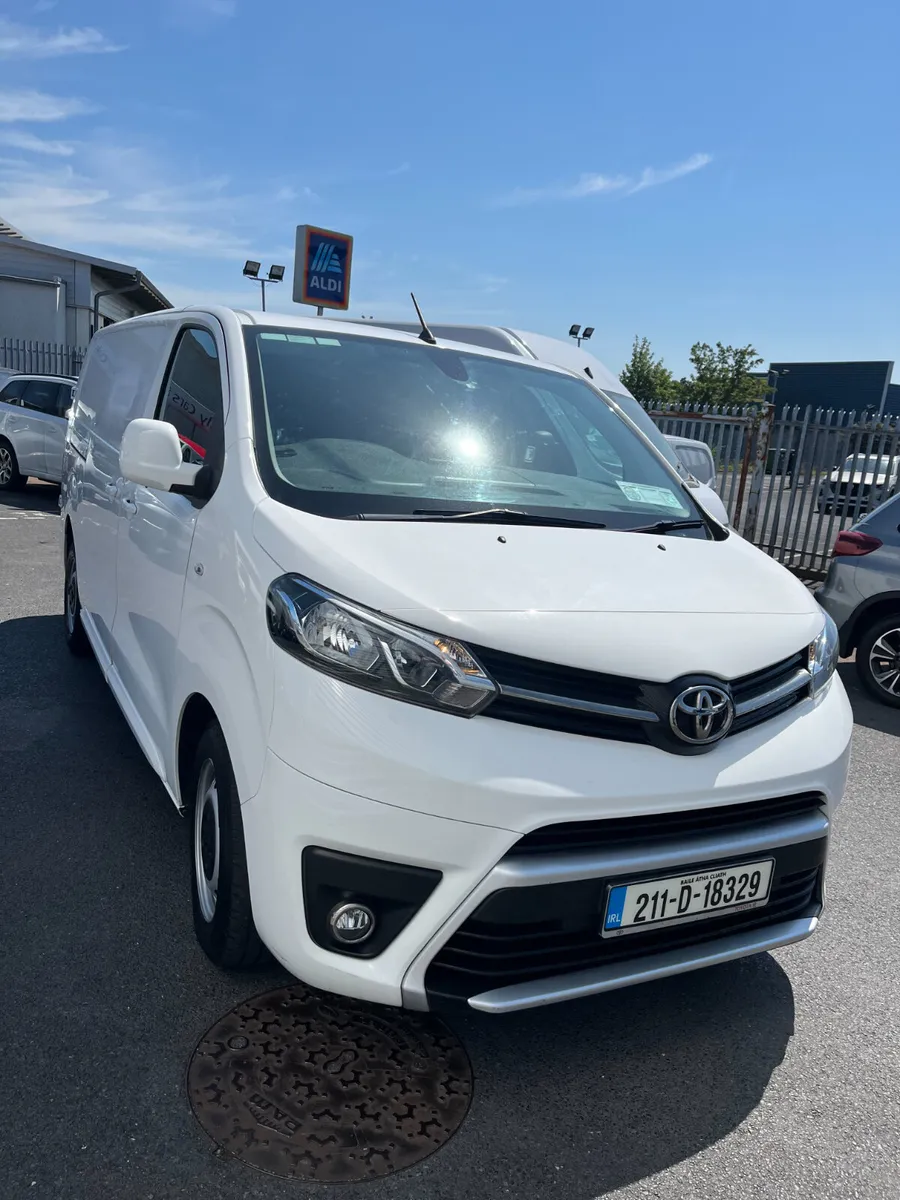 Toyota Proace 2021 - Image 2