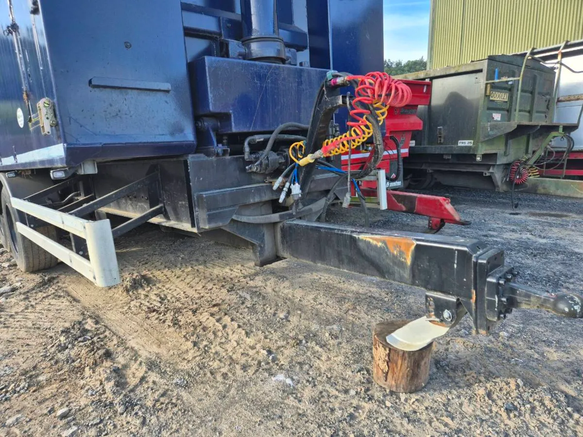 Grain trailer - Image 2