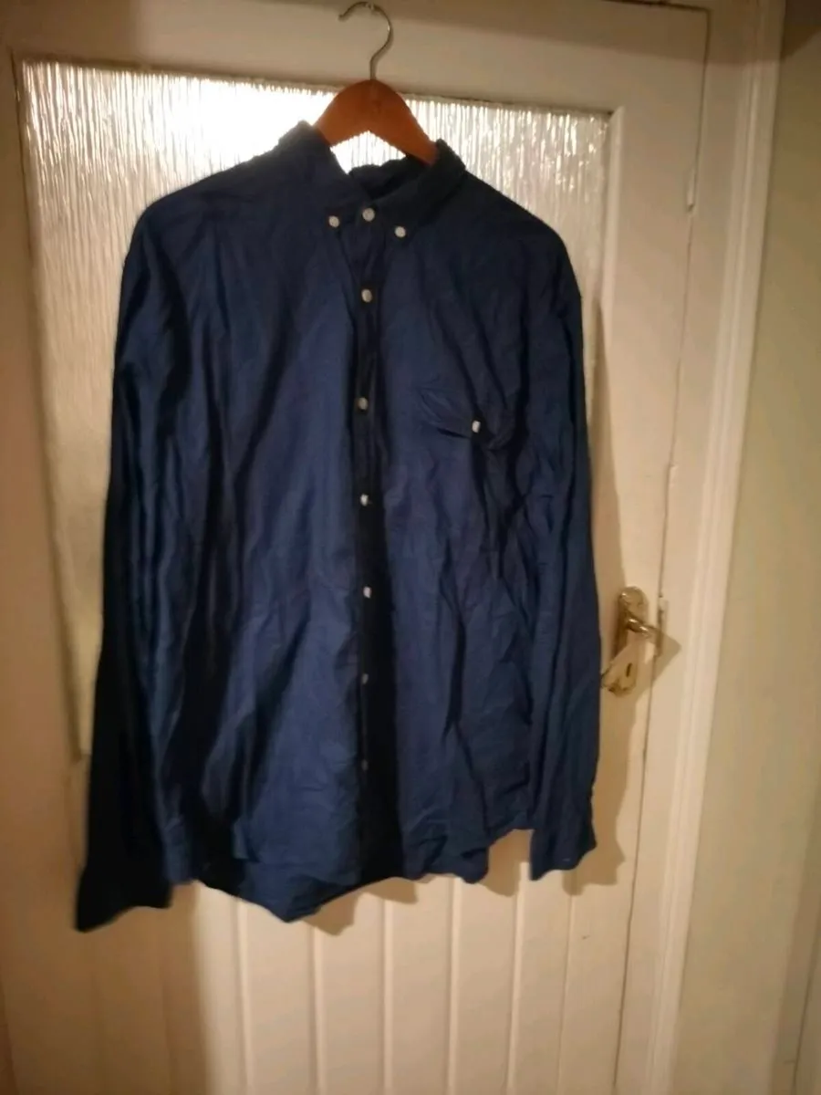 Men's Next Navy long sleeve shirt. Size xl, chest - Image 2